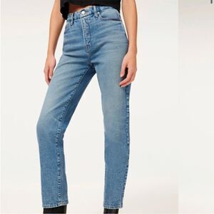 Good American Good Vintage Straight Leg Jeans